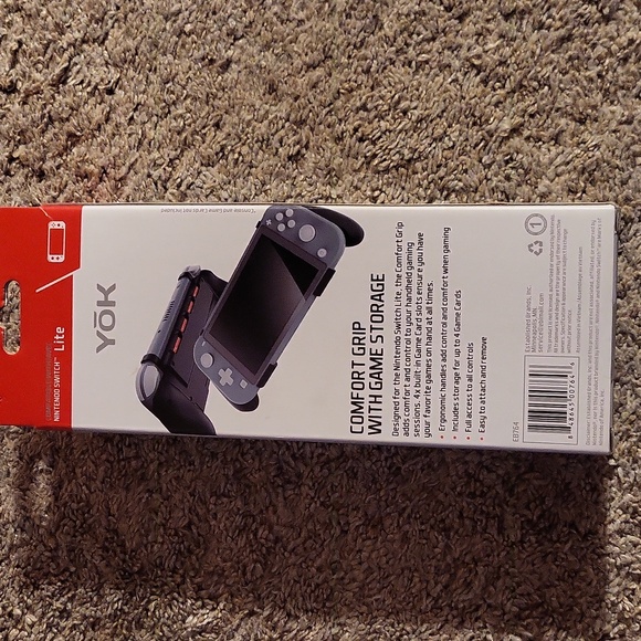 Yok Black Ergo Comfort Grip with Game Storage for Nintendo Switch Lite - Picture 4 of 5